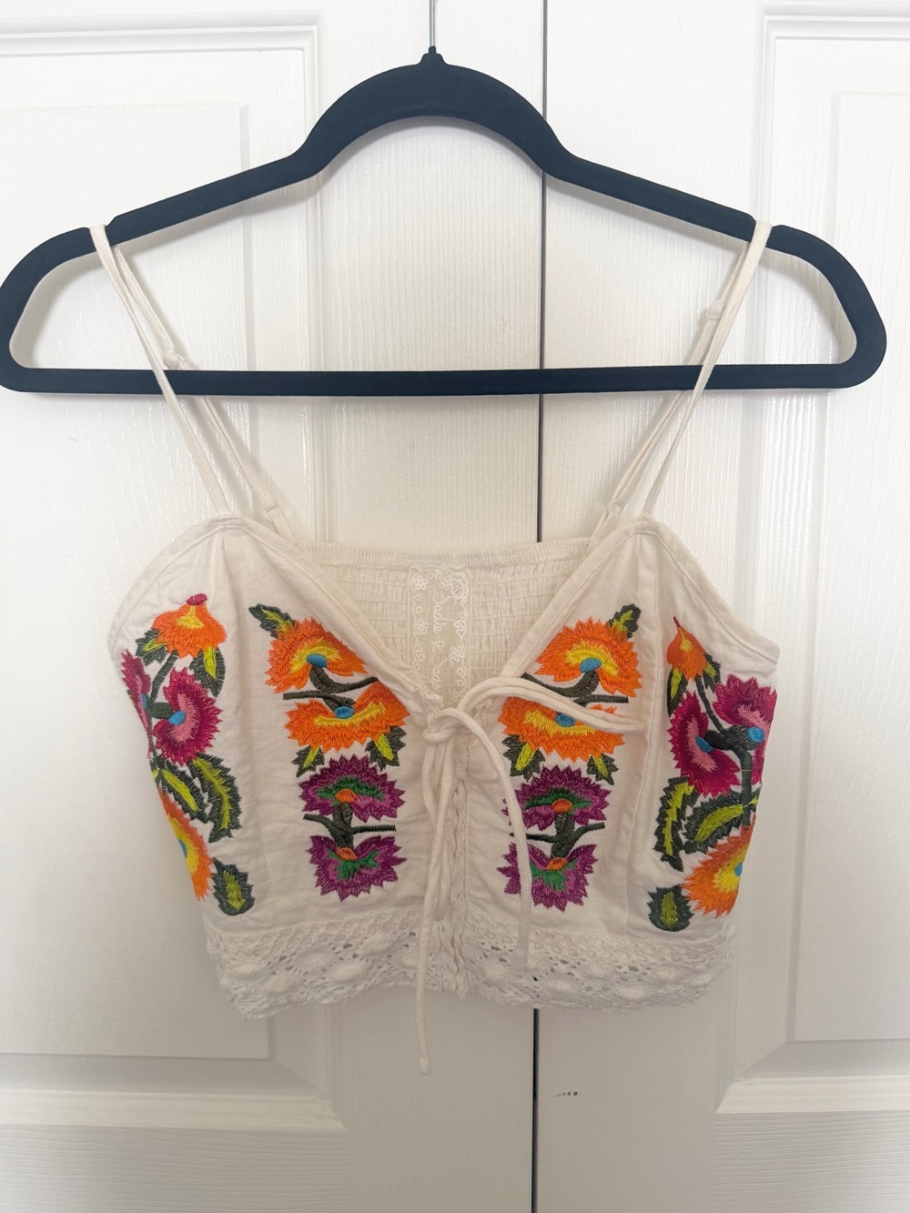 5 for $25! Sadie & Sage Cream Embroidered Tie-Front Crop Top